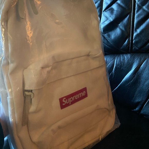 NEW! SUPREME CANVAS BACKPACK🔥-White - Picture 2 of 16